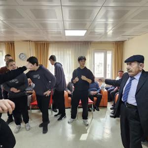 Huzurevinde Kuşaklar Arası Buluşma Gerçekleştirildi - fotoğraf 3