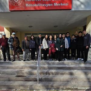 Huzurevinde Kuşaklar Arası Buluşma Gerçekleştirildi - fotoğraf 1