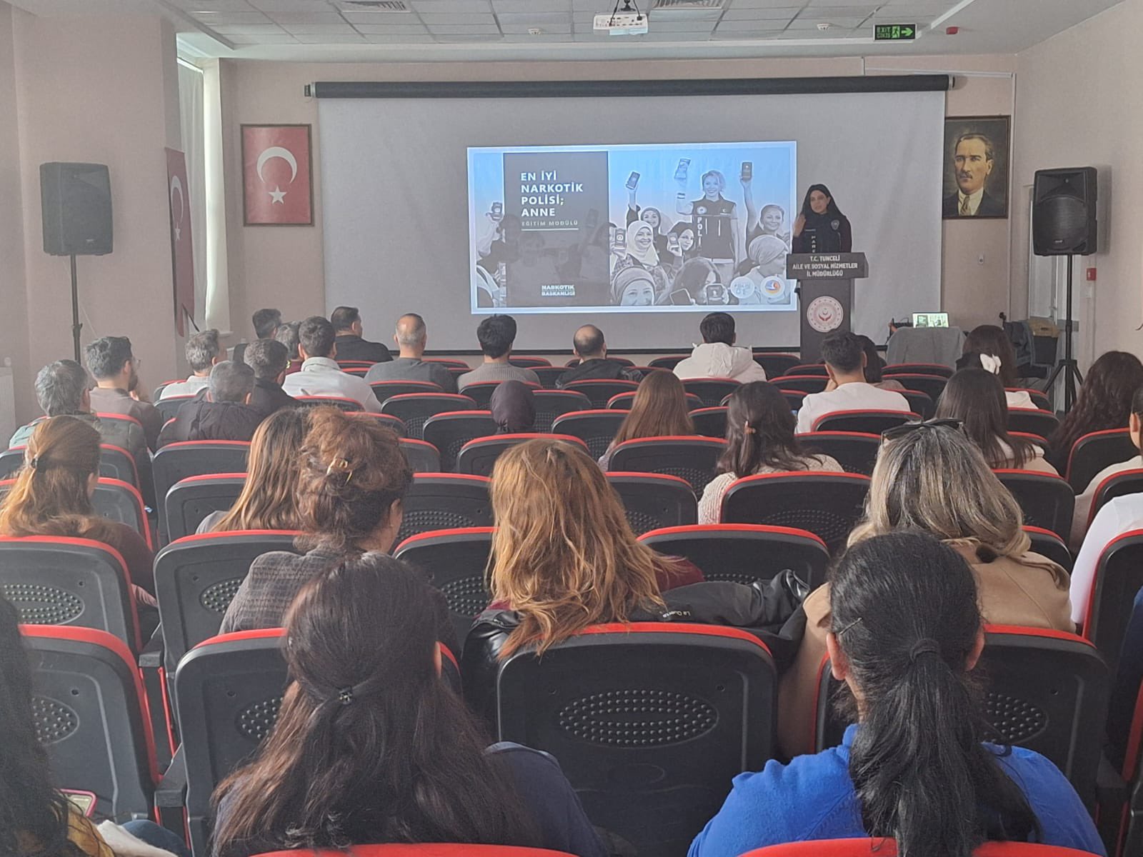 Müdürlüğümüz Personeline "Narko Rehber Eğitimi" Verildi