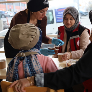 Devlet Himayesinde ki Kıymetli Yavrularımızla Özel ve Anlamlı bir Pasta Yapım Workshopu Gerçekleştirdik - fotoğraf 4