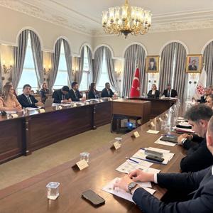 Vali Yardımcımız Sn. Dr. Serap ÖZMEN ÇETİN ve Çocuk Hizmetleri Genel Müdürümüz Sn. Hasan Basri ALAGÖZ Başkanlığında Güçlendirici Bakım Modeli Değerlendirme Toplantısı Gerçekleştirildi - fotoğraf 1