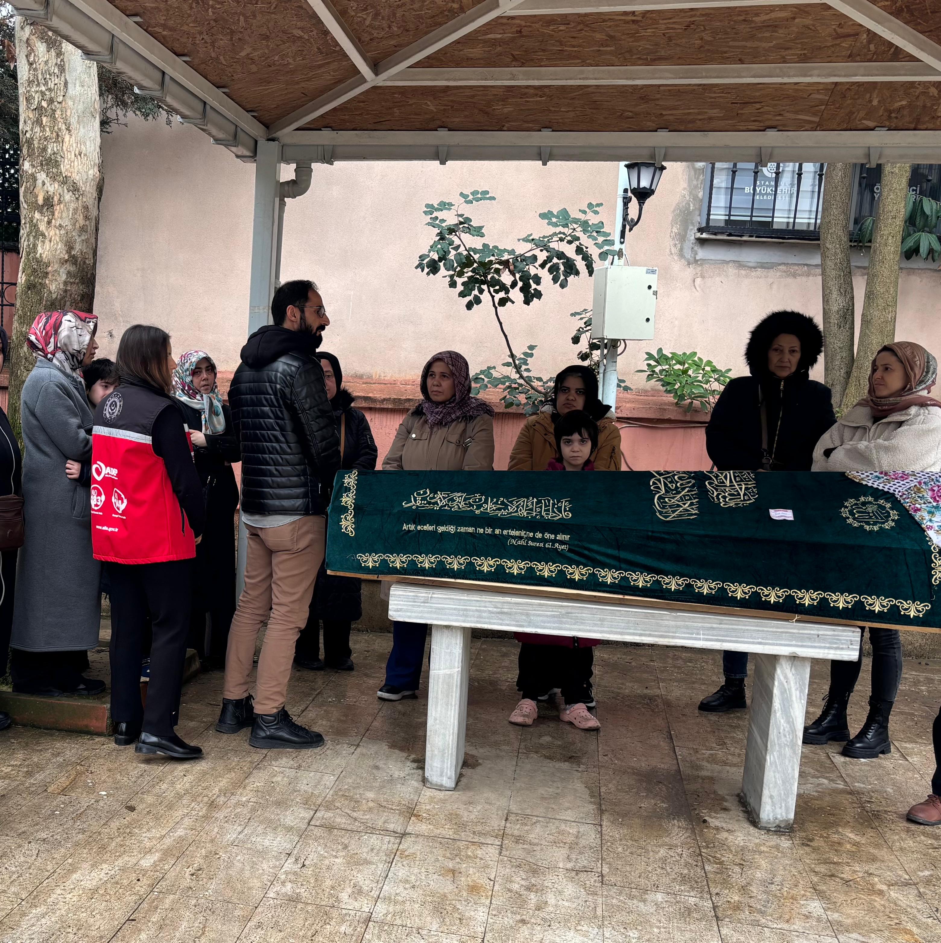 Şehidimiz Abdullah HOROZ’un Kıymetli Annesi İsnet HOROZ Son Yolculuğuna Uğurlandı