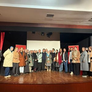 Klinik Psikolog Süreyya KİTAPÇIOĞLU Tarafından “Çocuklarda Ekran Süresi ve Dijital Bağımlılık” Konulu Eğitim Gerçekleştirildi - fotoğraf 2