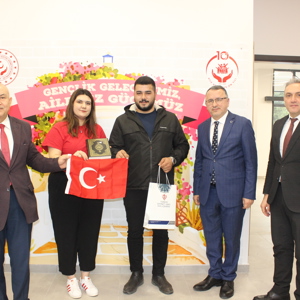 Gençlik Geleceğimiz, Ailemiz Gücümüz - fotoğraf 8