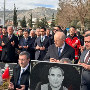 Hüznümüz İlk Günkü Gibi, Dayanışmamız Daimi - fotoğraf 4