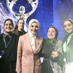 Aile ve Sosyal Hizmetler Bakanımız Göktaş, "Halkbank Üreten Kadınlar Yarışması Ödül Töreni"nde konuştu - fotoğraf 7