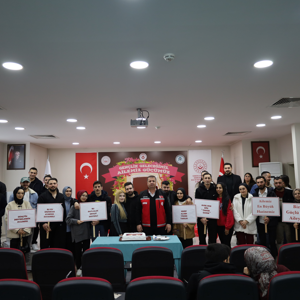 “Gençlik Geleceğimiz, Ailemiz Gücümüz” Bakanlığımız Himayesinde İl Müdürlüğümüz Koordinesinde “Evlenecek Gençlerin Desteklenmesi Projesi”nden Yararlanan Yeni Evli Çiftlerimizle “Aile Buluşmaları” Programında bir Araya Geldik. - fotoğraf 1