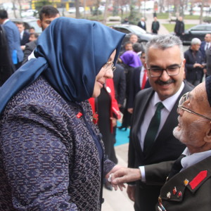 Bakanımız Sayın Zehra Zümrüt SELÇUK Çorum da - fotoğraf 8