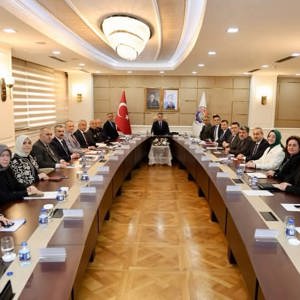 Valimiz Sayın Oktay Çağatay Başkanlığında Kadına Yönelik Şiddetle Mücadele Koordinasyon Toplantısı Gerçekleştirildi - fotoğraf 2