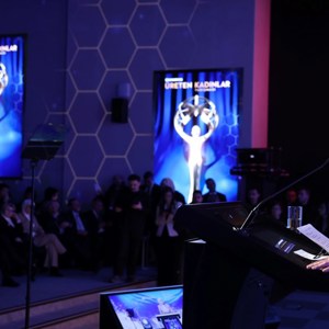 Aile ve Sosyal Hizmetler Bakanımız Göktaş, "Halkbank Üreten Kadınlar Yarışması Ödül Töreni"nde konuştu - fotoğraf 2