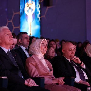 Aile ve Sosyal Hizmetler Bakanımız Göktaş, "Halkbank Üreten Kadınlar Yarışması Ödül Töreni"nde konuştu - fotoğraf 4