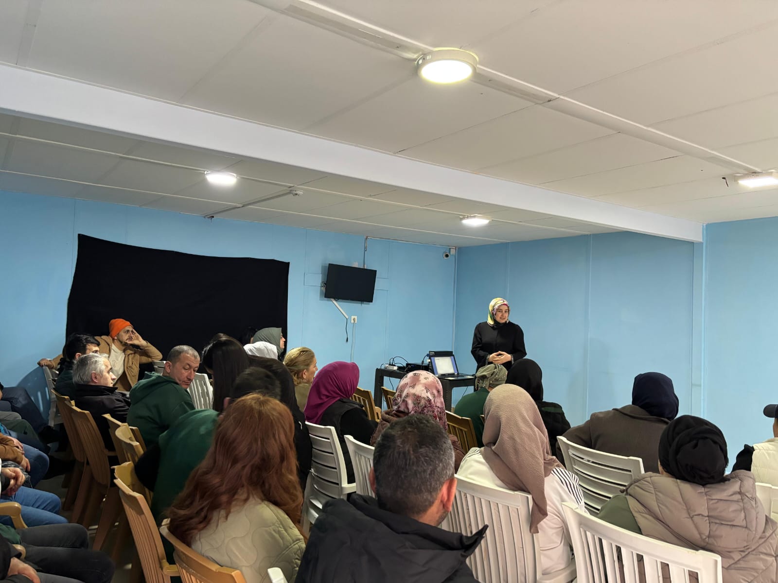 Aile İçi İletişim ve Beden Dili Eğitimi