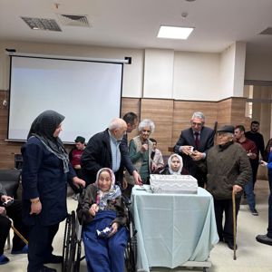 Sandıklı Hüseyin Develi Huzurevinde Ramazan'ı Şerif'in Gelişine Program Düzenlendi - fotoğraf 12