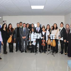 MODÜLER AİLE EĞİTİM PROGRAMINDA SERTİFİKA ALMAYA HAK KAZANAN KURSİYERLERE SERTİFİKALARI VERİLD - fotoğraf 4