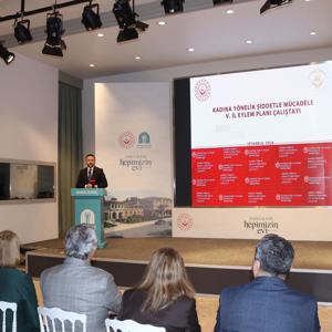 Vali Yardımcımız Sn. Dr. Serap Özmen Çetin ve İl Müdürümüz Sn. Ömer Turan’ın Katılımıyla Kadına Yönelik Şiddetle Mücadele V. İl Eylem Planı Çalıştayı Gerçekleştirildi - fotoğraf 3