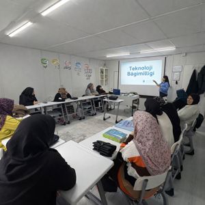 Aile ve Nüfus 10 Yılı Kapsamında Türkiye Bağımlılıkla Mücadele Programı Eğitimlerimiz Devam Etmektedir - fotoğraf 2