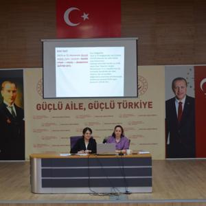 Evde Bakım İş ve İşlemlerini Yürüten Meslek Elemanlarına Yönelik Hizmet İçi Eğitim  - fotoğraf 1
