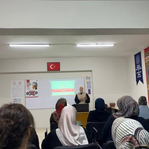 Melikgazi ADEM Kursiyerlerine Aile İçi Şiddet ve Kadına Yönelik Şiddetle Mücadele Eğitimi Verildi - fotoğraf 2