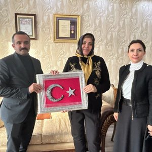 Şehidimiz Ayşegül Pürnek’in Kıymetli Ailesine Anlamlı Ziyaret - fotoğraf 1