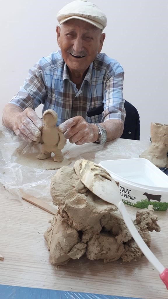 Huzurevi Sakinlerimize Seramik Kursu