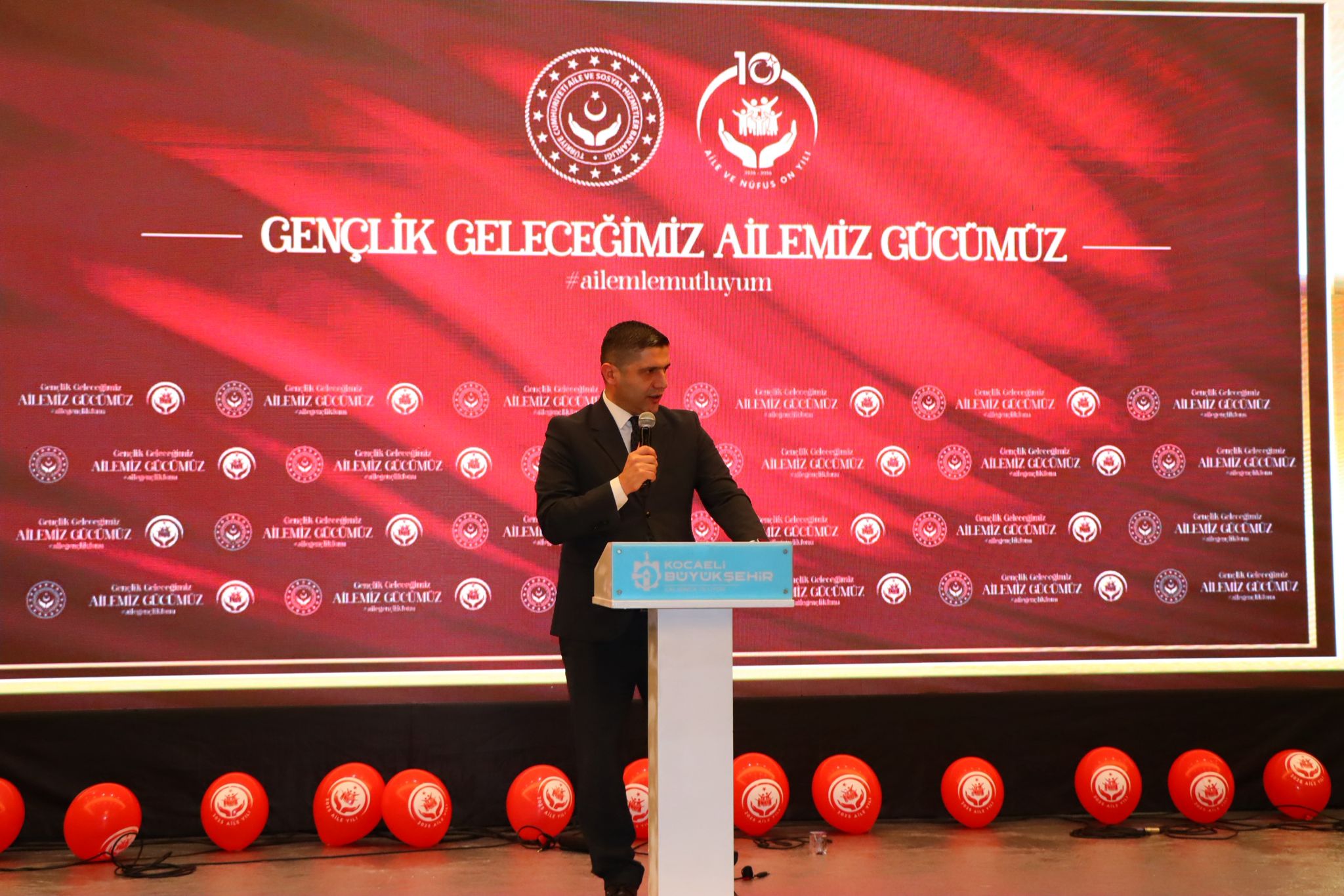 “Aile Buluşması”nda Genç Çiftlere Güçlü Aile Desteği