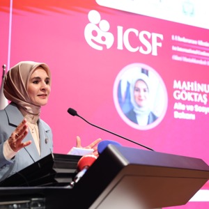 Bakanımız Göktaş, 1. Uluslararası Ailenin Güçlendirilmesi Konferansı Kapanış Oturumu'nda konuştu: - fotoğraf 1