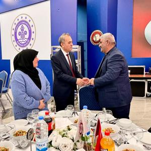 Şehit Yakınlarımız Ve Gazilerimizle Büyük Aile Sofrası - fotoğraf 3