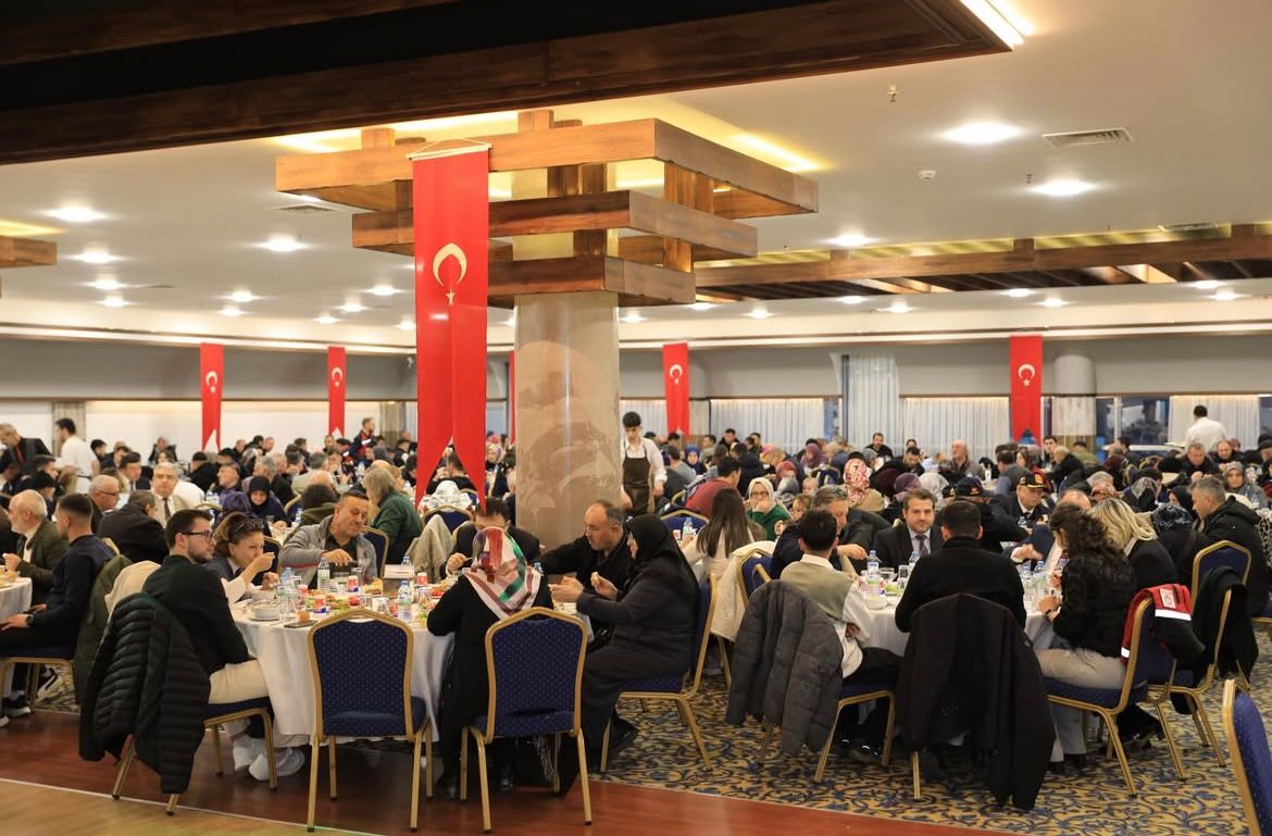 Şehit Yakınlarımız ve Gazilerimizle “Büyük Aile Sofrası” İftar Programı