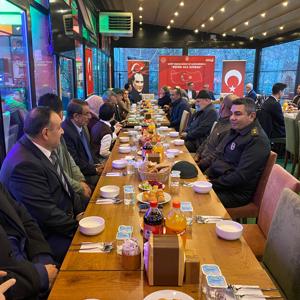 “Büyük Aile Sofrası” İftar Programı Düzenlendi! - fotoğraf 2
