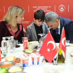 "Büyük Aile Sofrası" Gönülleri Birleştirdi! - fotoğraf 2