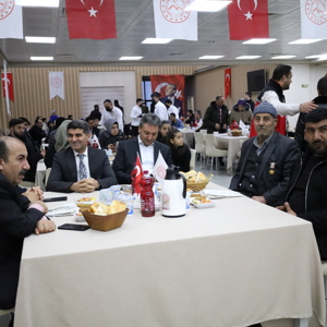 Büyük Aile Sofrası - fotoğraf 6