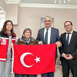 İl Müdürümüz Sayın Hüseyin Özdemir, Malkara İlçemizde Bulunan Şehit Nihat Alparslan’ın Bizlere Emaneti Olan Kıymetli Annesini Ziyaret Etti - fotoğraf 3