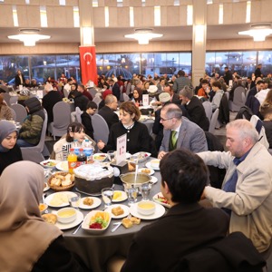Şehit Yakınlarımız ve Gazilerimizle Büyük Aile Sofrası - fotoğraf 5