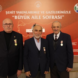 Şehit Yakınlarımız ve Gazilerimizle Büyük Aile Sofrası - fotoğraf 21