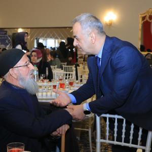BÜYÜK AİLE SOFRALARI PROJESİ KAPSAMINDA ŞEHİT YAKINLARI VE GAZİLERİMİZLE İLK İFTAR YAPILDI - fotoğraf 3