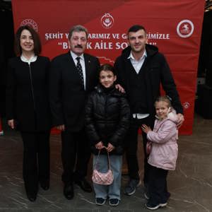Şehit Yakınları ve Gaziler “Büyük Aile Sofrası”nda Bir Araya Geldi - fotoğraf 18