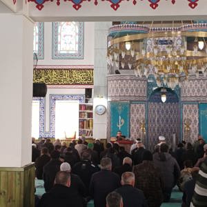 Aile ve Nüfus 10 Yılı Kapsamında Sosyal Hizmet Merkezlerimiz Tarafından İlimiz Genelindeki Camilerde Cuma Namazı Öncesi Farkındalık Eğitimlerimiz Devam Ediyor - fotoğraf 3