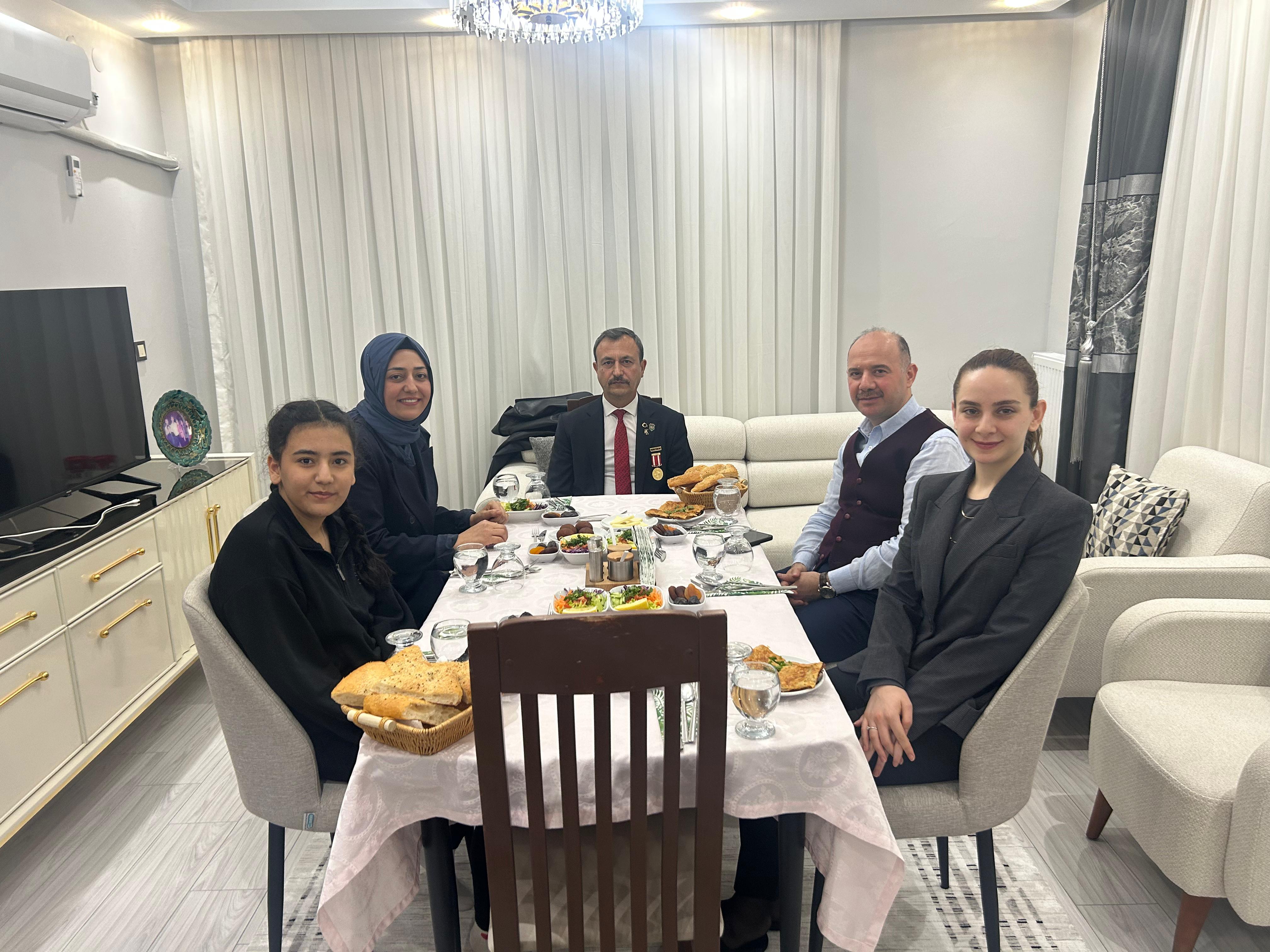 Valimizden Anlamlı İftar Buluşması