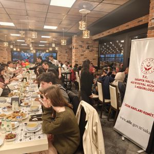 Ramazan’ın Bereketinde Gönüller Aynı Sofrada Buluştu - fotoğraf 1