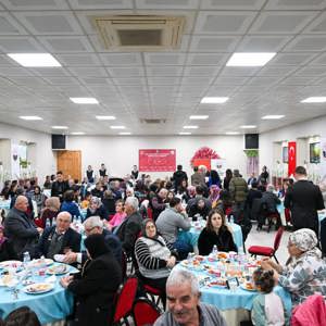 81 İlde Eş Zamanlı Büyük Aile Sofrası: Şehit Aileleri ve Gazilerle Anlamlı Buluşma - fotoğraf 1