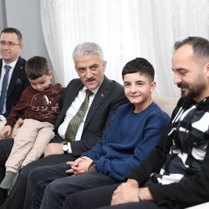 Valimiz Sayın Mehmet Makas, Gülbeyaz Ailesini Ziyaret Etti. - fotoğraf 1