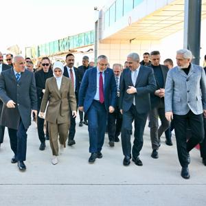 Bakanımız Mahinur Özdemir Göktaş Diyarbakır’da Karşılandı - fotoğraf 1