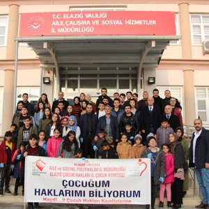 Elazığ'da öğrenciler "Sıfır Atık" projesi kapsamında çevre temizliği yaptı. - fotoğraf 2