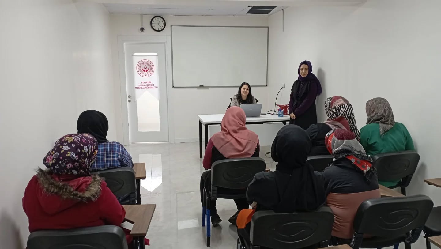 İş Hayatı ve Hukuk Konusunda Eğitim Verilmiştir