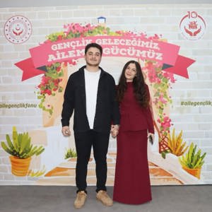 Gençlik Geleceğimiz Ailemiz Gücümüz - fotoğraf 16