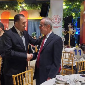 Aziz Şehitlerimizin Kıymetli Emanetleri ve Kahraman Gazilerimizle “Büyük Aile Sofrası” İftar Programı - fotoğraf 9