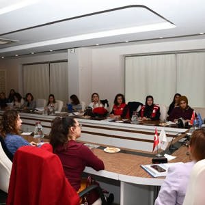 Bakanlığımız tarafından hazırlanan V. Kadına Yönelik Şiddetle Mücadele Ulusal Eylem Planı doğrultusunda, Kadına Yönelik Şiddetle Mücadele İl Eylem Planı hazırlık çalışmaları toplantısı gerçekleştirilmiştir.   - fotoğraf 1