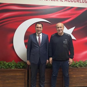 Türk futbolunun değerli hakemlerinden Mutlu Çelik, İl Müdürümüz İlkay Türkoğlu'nu makamında ziyaret ederek hayırlı olsun dileklerini iletti. - fotoğraf 1