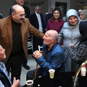 Valimiz Sayın İsmail USTAOĞLU, "Gönül Sofraları" İftar Programında Huzurevi Sakinlerimizle Buluştu - fotoğraf 4