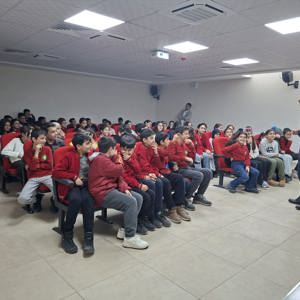 Vatan ve Kahramanlık Buluşmaları: Gazimiz Adem DALKIRAN, İbrahim Karaoğlanoğlu İmam Hatip Ortaokulu öğrencileriyle yeniden bir araya geldi - fotoğraf 2